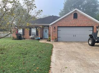 1357 Fox Run Ln, Elkins, AR 72727
