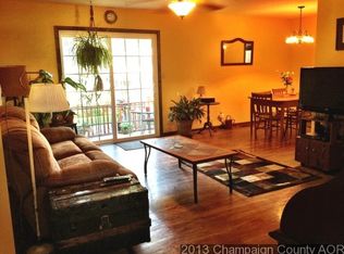 2207 E Washington St, Urbana, IL 61802