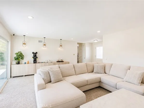 1968 W Chanticleer Rd, Anaheim, CA 92804