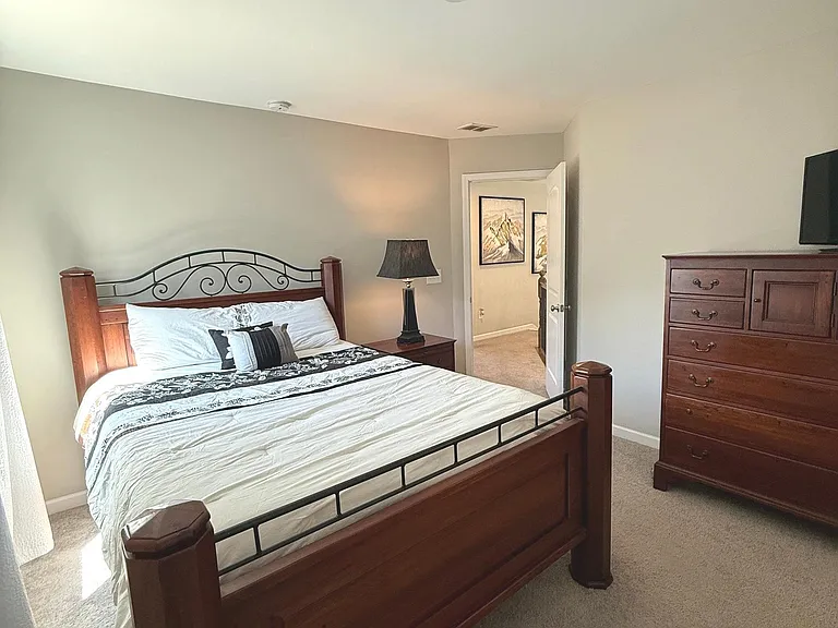 4363 Vista Creek Ln — Photo 31