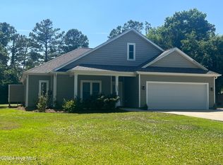 123 Pine Needle Cir, Swansboro, NC 28584