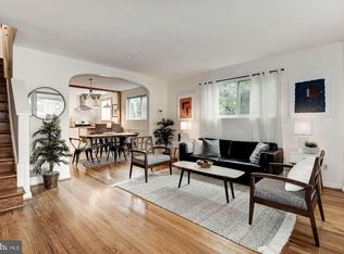 2261 16th St NE, Washington, DC 20018