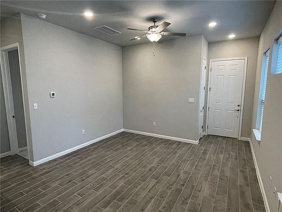 4th image of 1015 Vista View Dr Unit 2702