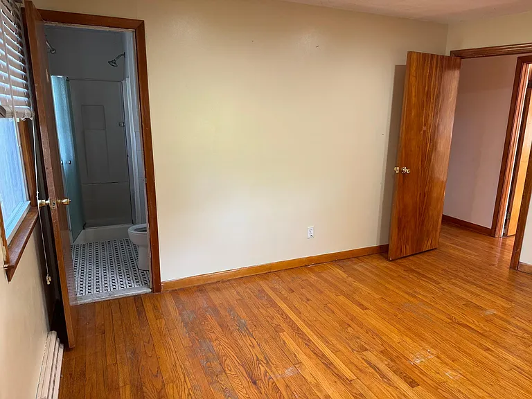 120 Burban Dr — Photo 14