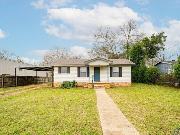 1209 N Olive St, Gladewater, TX 75647