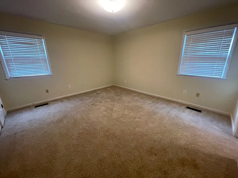 5309 Tower Rd — Photo 17