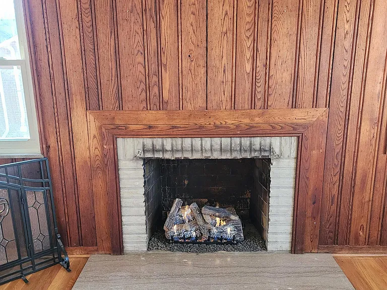 operational gas fireplace