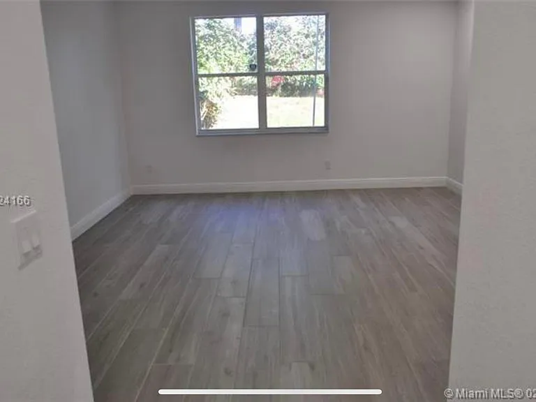 5 Lake Eden Dr — Photo 12