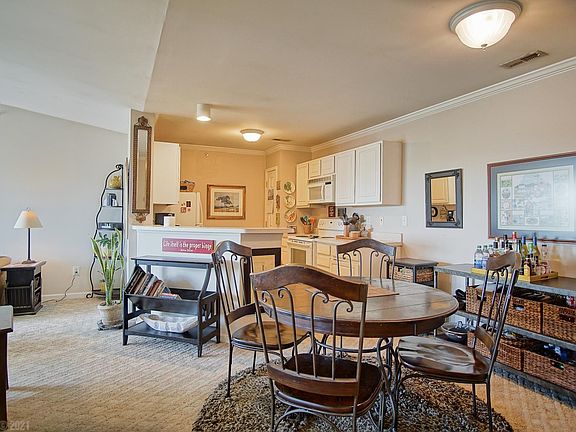 4th image of 303 N Knollwood Dr Suite 6304