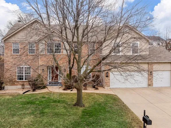 710 Balcarra Dr, Dardenne Prairie, MO 63368