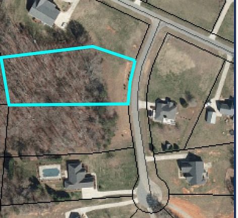 2nd image of 146 Black Angus Ct
