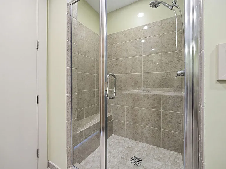 618 N Boylan Ave #800 — Photo 14