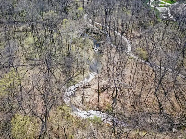 10283 W 191st St, Bucyrus, KS 66013