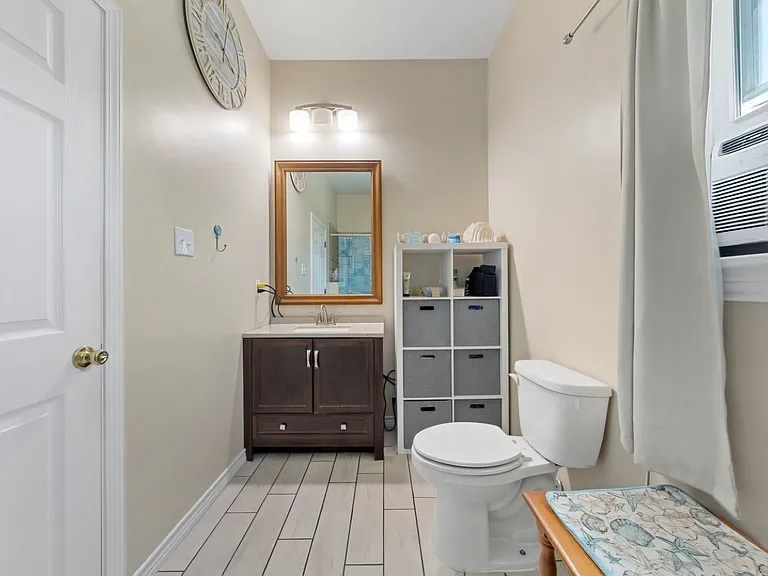 1571 Highland Park Way — Photo 7