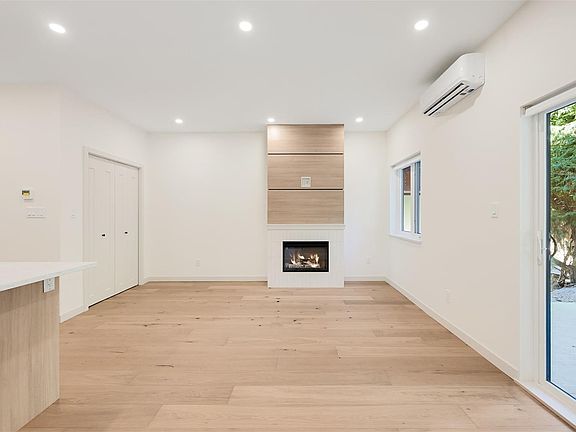 5th image of 517 Foul Bay Rd #1