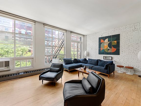 4th image of 422 W Broadway #3F