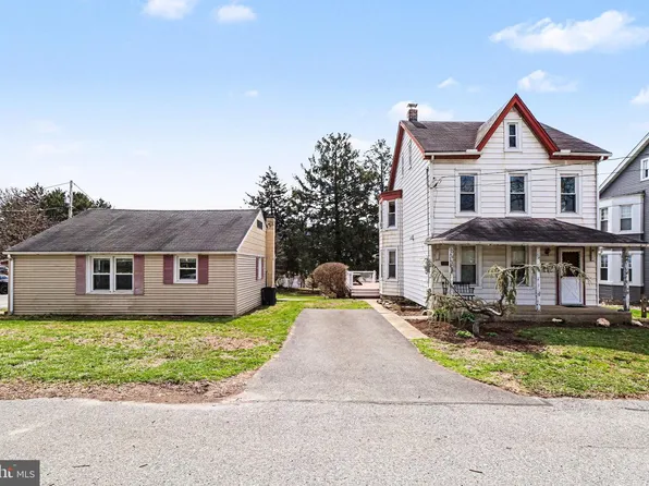 345 E Walnut St, Marietta, PA 17547