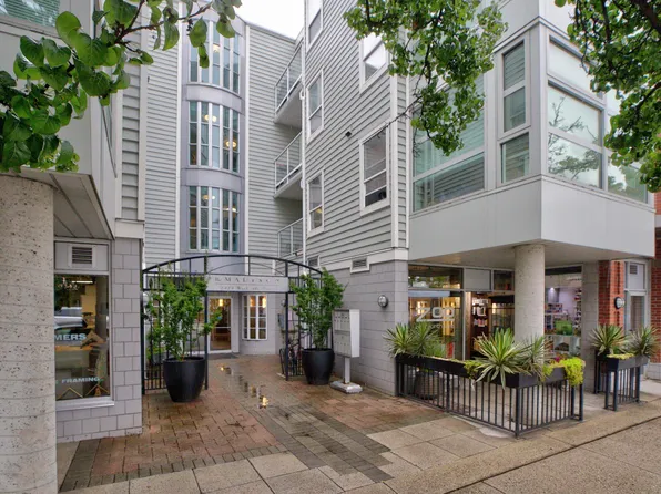 2929 W 4th Ave #417, Vancouver, BC V6K 4T3