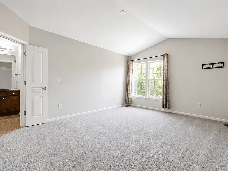 45149 Bartlett Dr — Photo 38