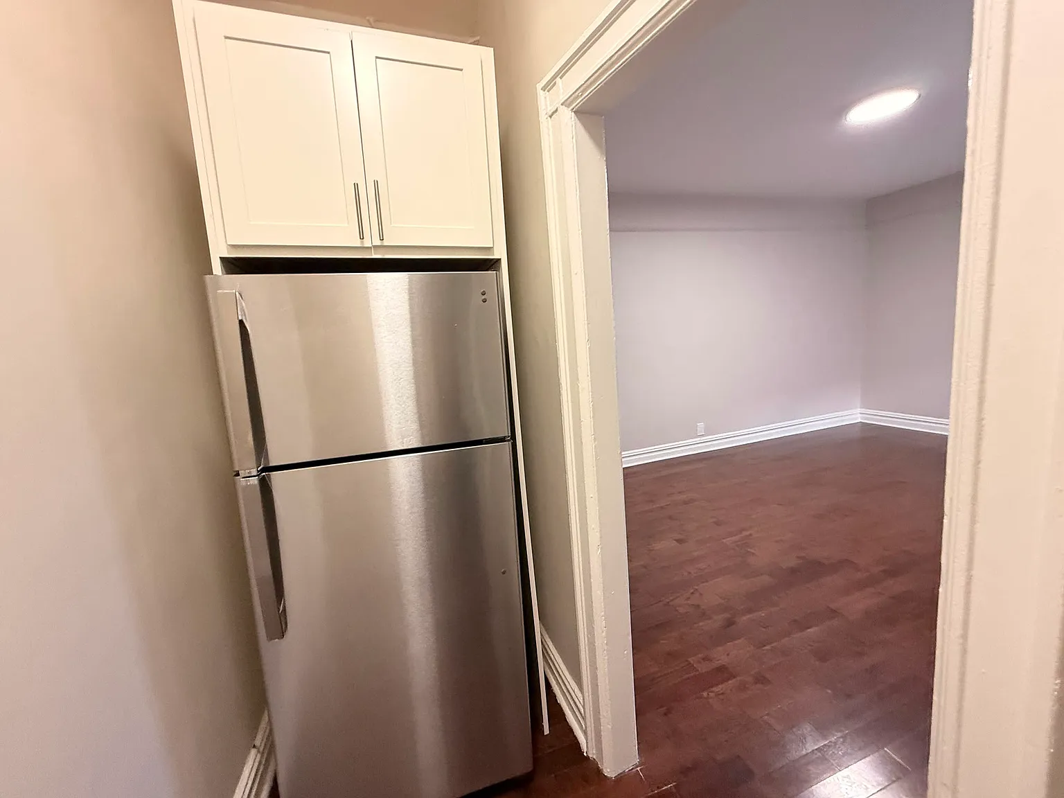 164 Sterling Ave — Photo 3