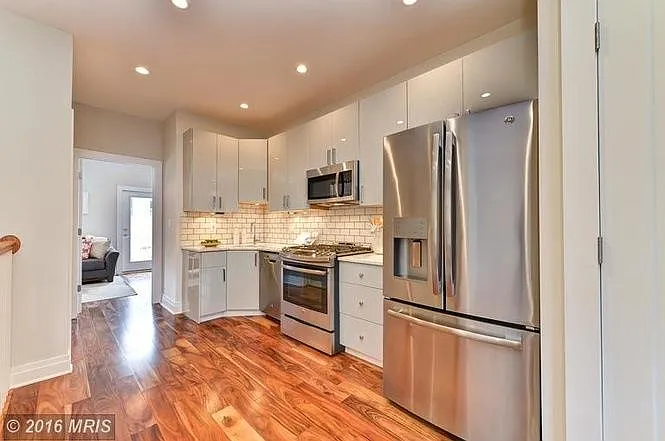 Open kitchen