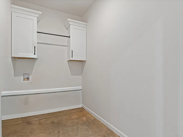 107 Cody Ln — Photo 6