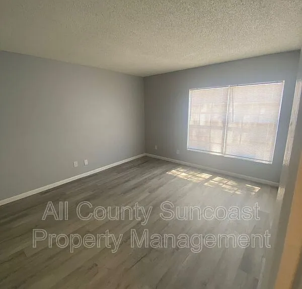 1830 Dr Martin Luther King Jr St N #210 — Photo 8