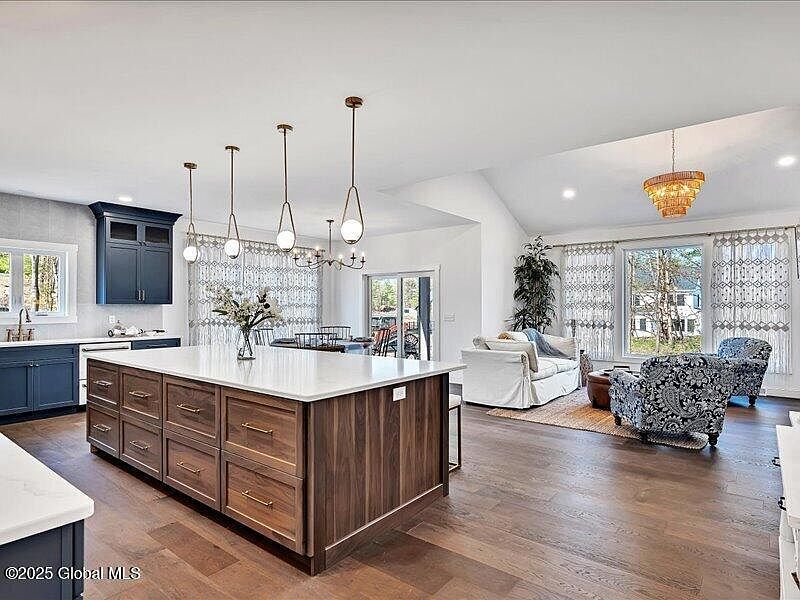 4th image of 84 Schuurman Road