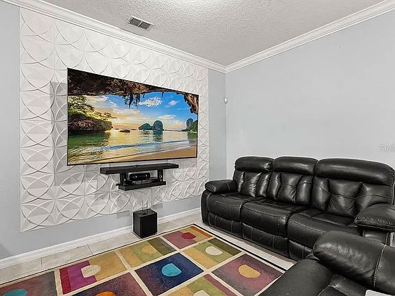 3rd image of 662 Fortanini Cir