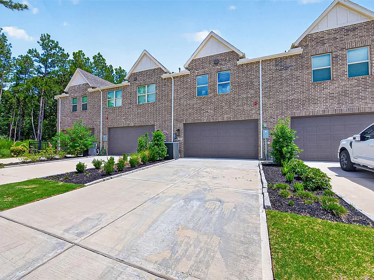 2638 Woodforest Pkwy — Photo 44