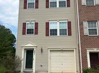 221 Woodstream Blvd, Stafford, VA 22556