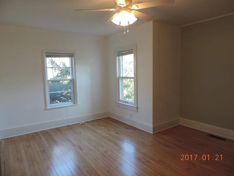 Bedroom #1