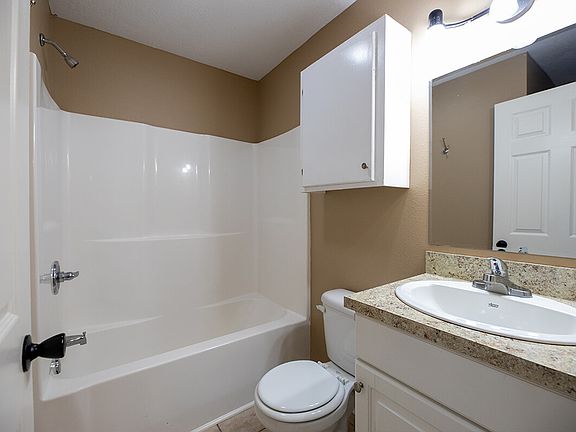 314A-FONTENOT-bathroom2_06242025