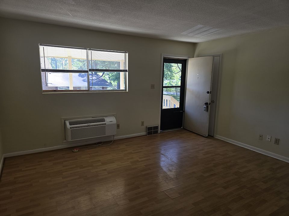 1st image of 130 S Estes Dr APT B6