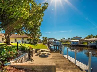 2032 SE 27th Ter, Cape Coral, FL 33904