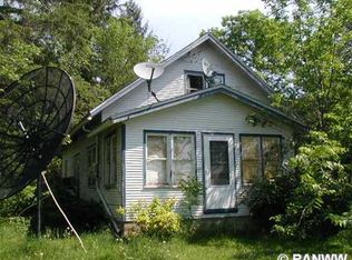 W13188 Amacoy Lake Rd, Bruce, WI 54819