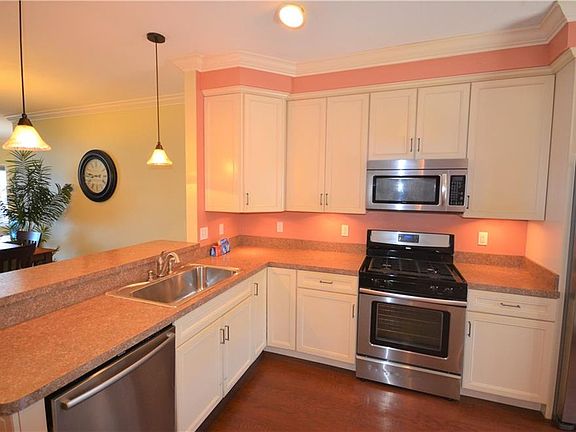 4th image of 2984 Whispering Shores Dr