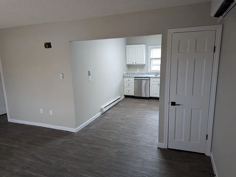 172 Camden St — Photo 22
