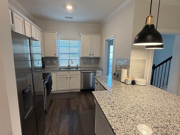 4347 Azalea Dr — Photo 6