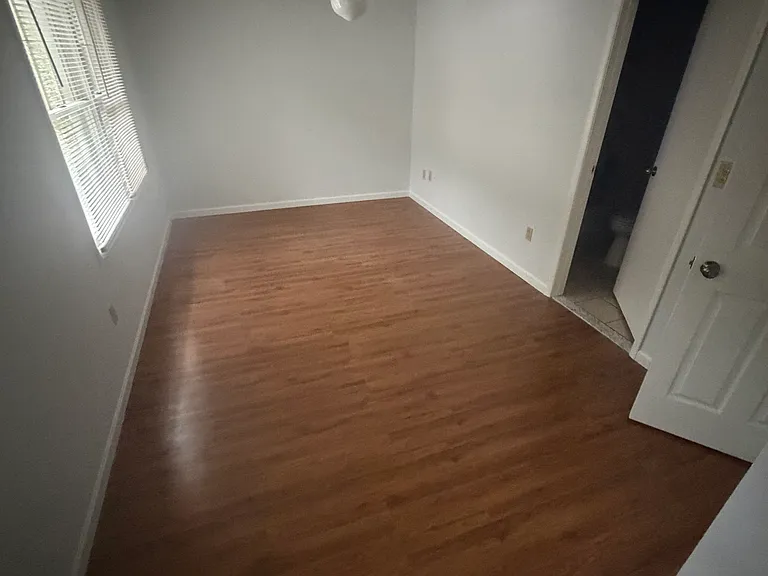 8839 Long Beach Cir — Photo 4