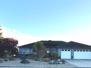 6217 Mika Rd, Sechelt, BC V7Z0R6