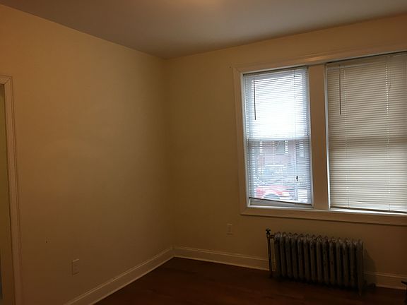 4th image of 11 Gardner Ave #2E