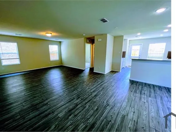 1315 Panorama Dr, Forney, TX 75126