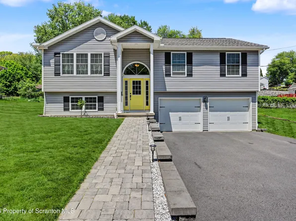 226 Wyalusing St, Old Forge, PA 18518