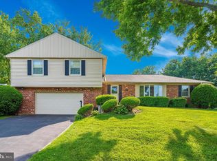 18820 Stoneyhurst St, Olney, MD 20832