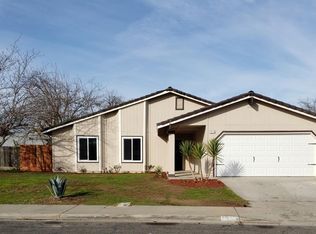 1217 Sherwood Way, Madera, CA 93638