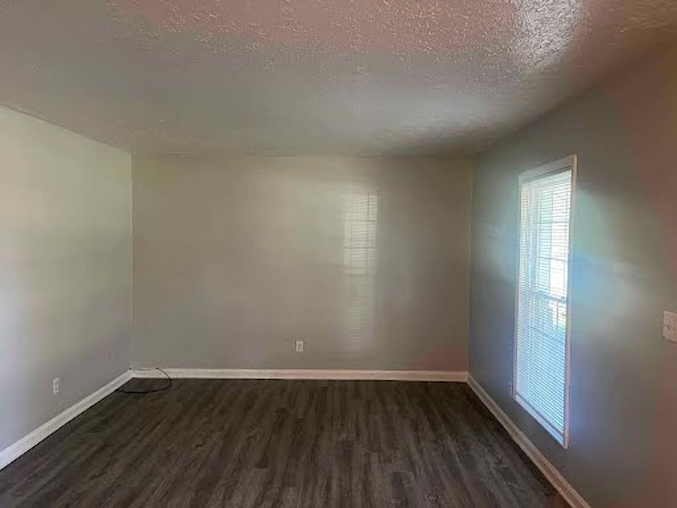 1st image of 603 Cheyenne Rd APT 4