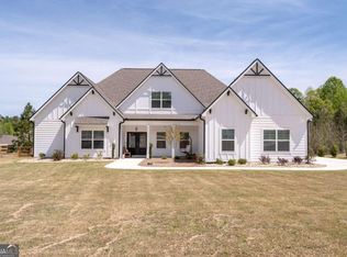 166 Cedara Dr, Newnan, GA 30263