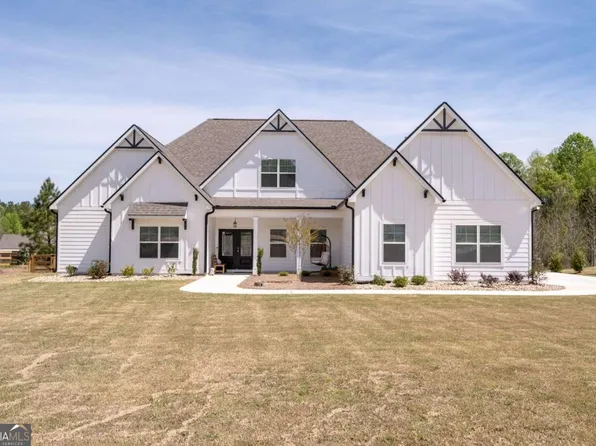 166 Cedara Dr, Newnan, GA 30263