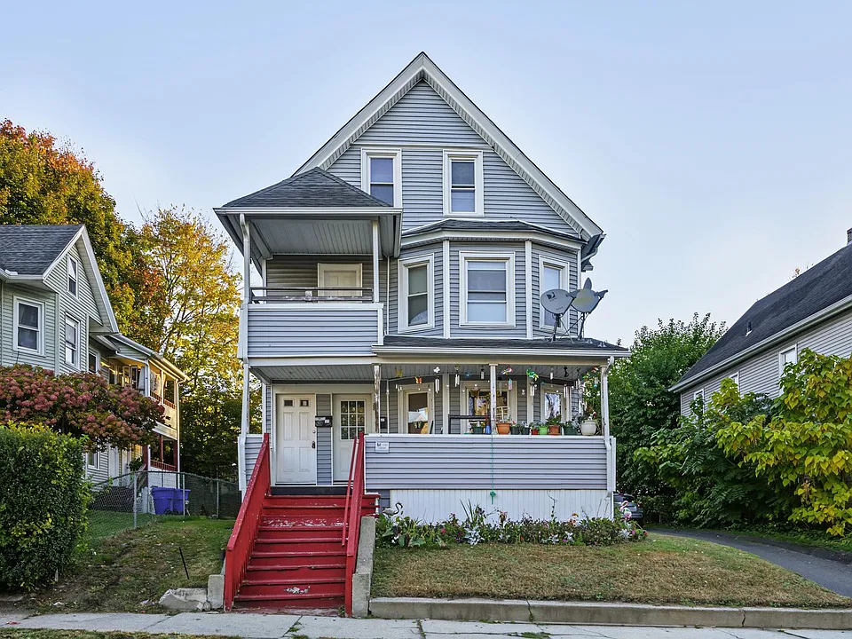 28-30 Webster St